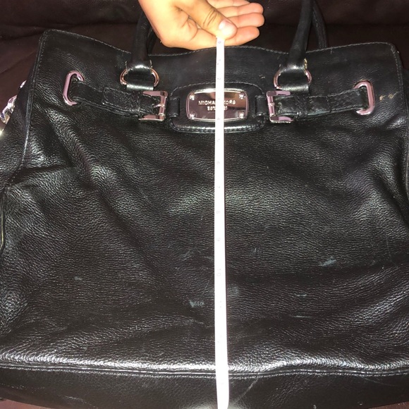 Michael Kors purse - Picture 2 of 8